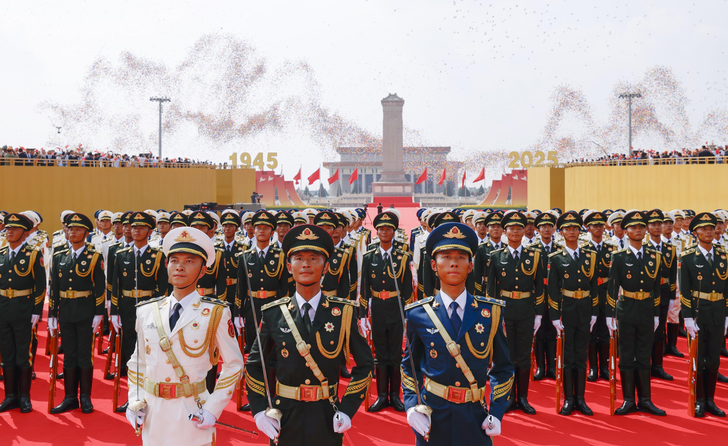 甘肅水利系統(tǒng)收聽收看紀念中國...